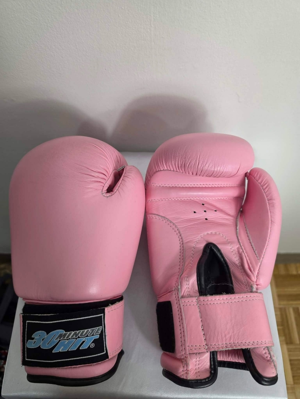 30 Minute Hit Pink Boxing Gloves